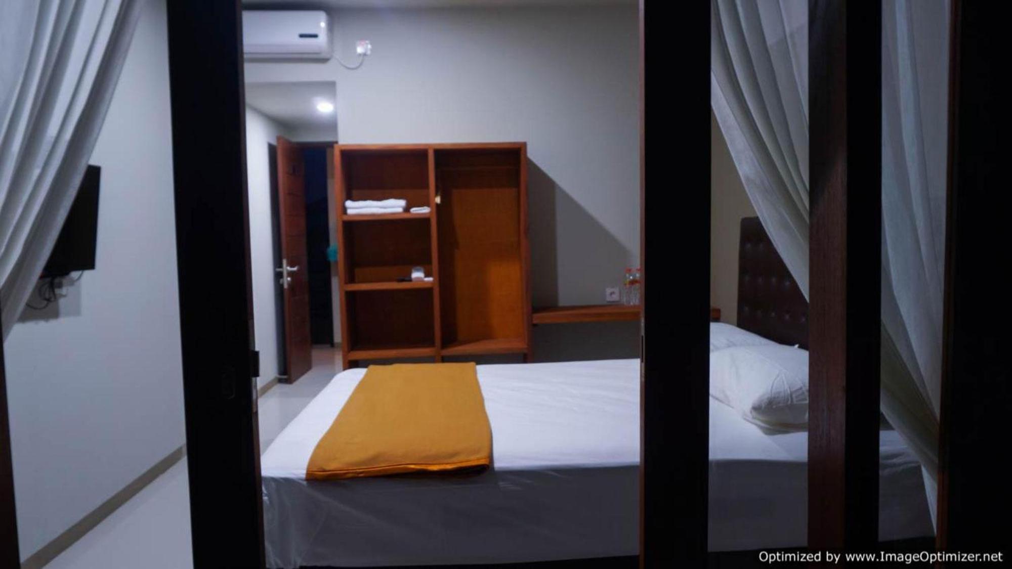 Hastina Hotel Lombok Mataram Exteriér fotografie
