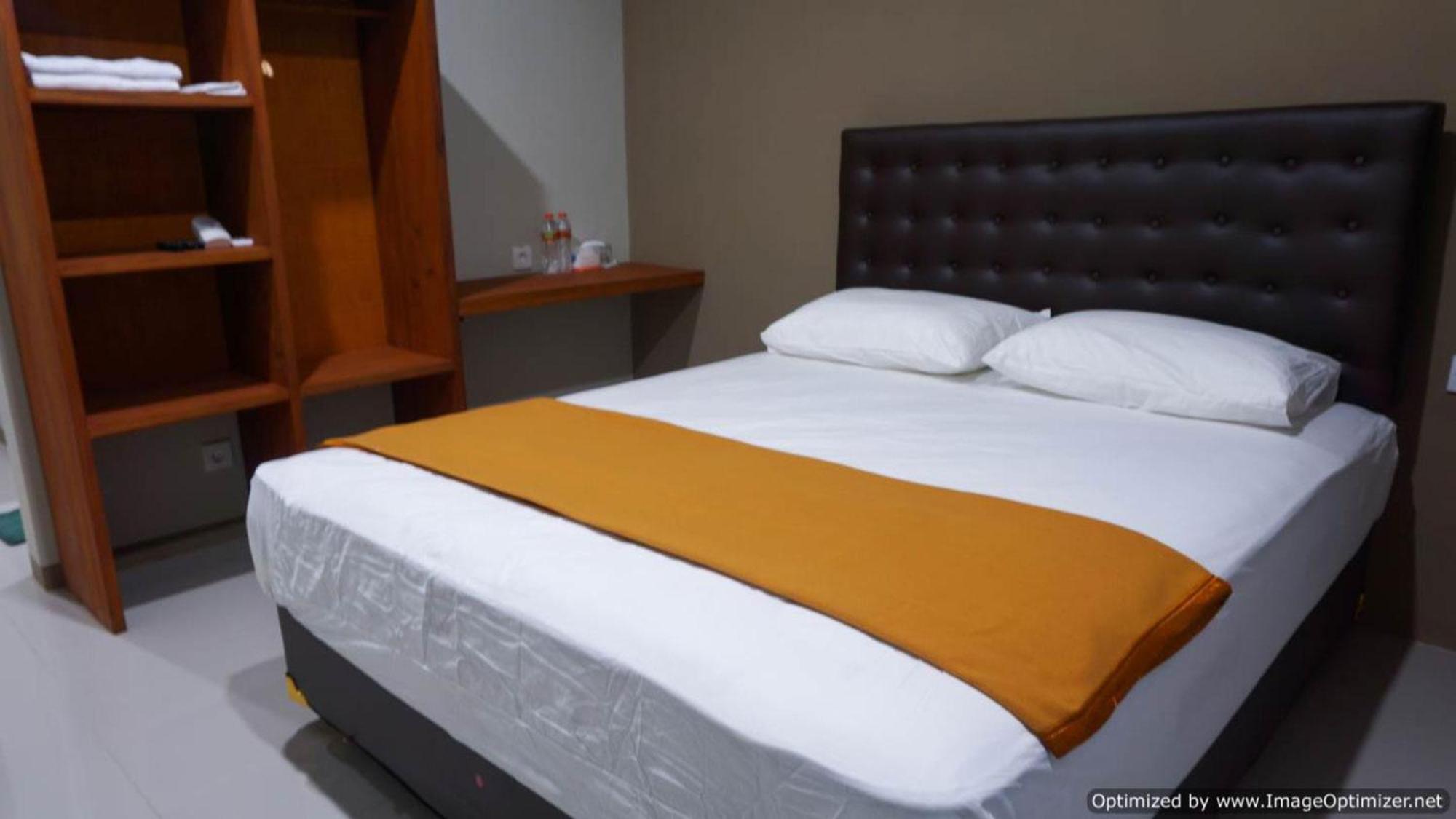 Hastina Hotel Lombok Mataram Exteriér fotografie